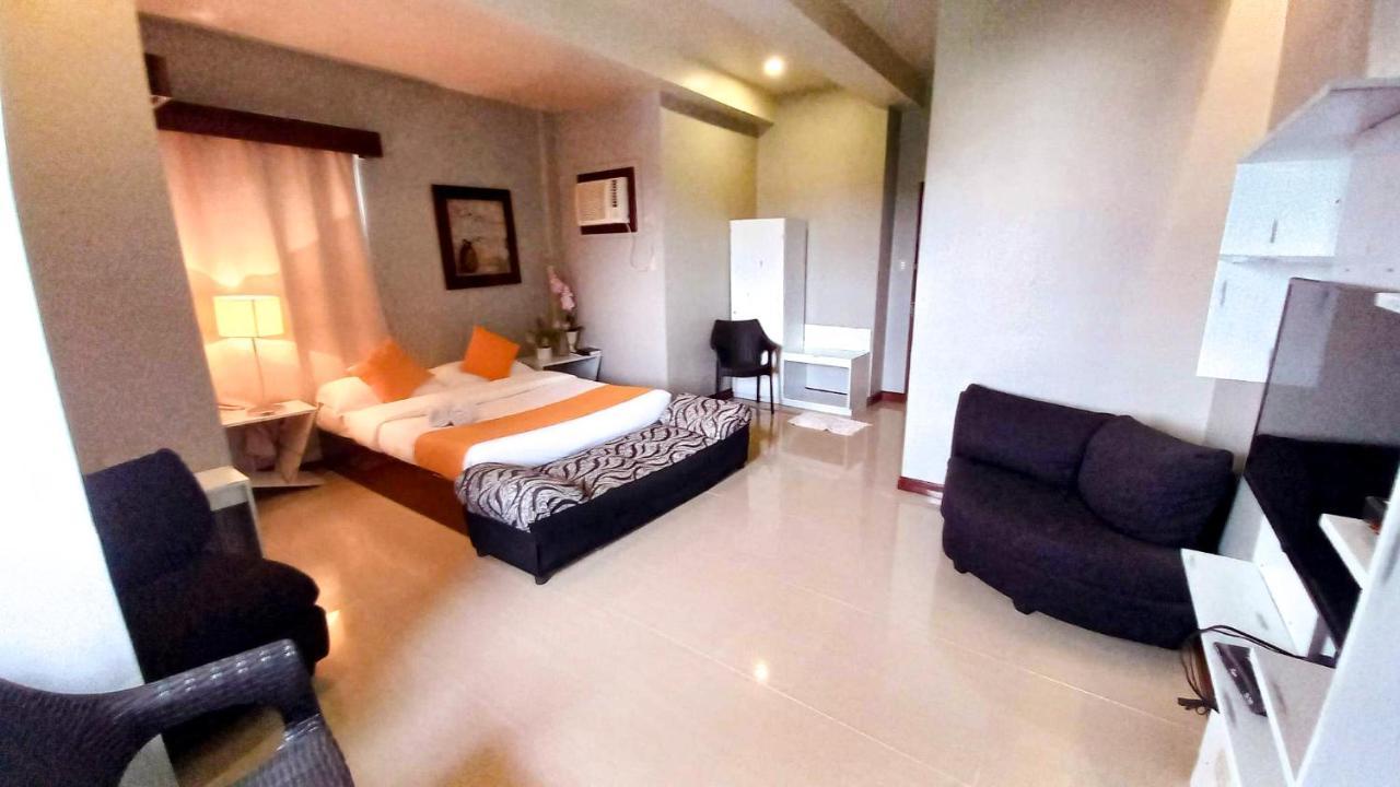 Pacific Waves Inn Baler Eksteriør bilde